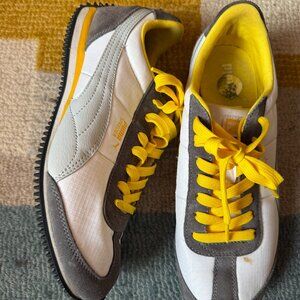 Puma Retro Gray Yellow Running Speeder Sneaker Womens 9.5